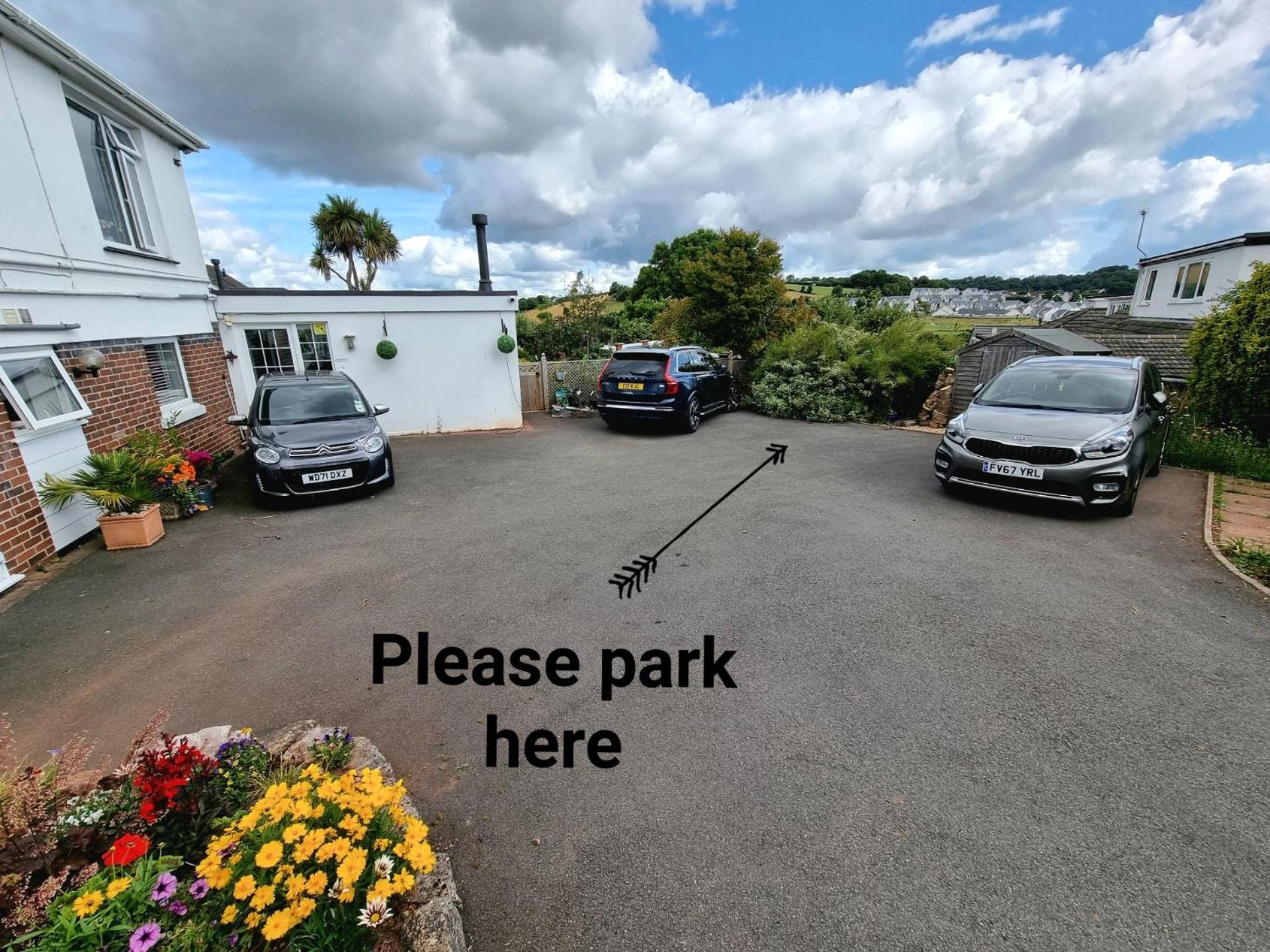 Lovely Private Studio Room With Own Kitchen And Bathroom. Set In The Popular Area Of Shiphay In Torquay And Only A Short Walk From Torbay Hospital ภายนอก รูปภาพ